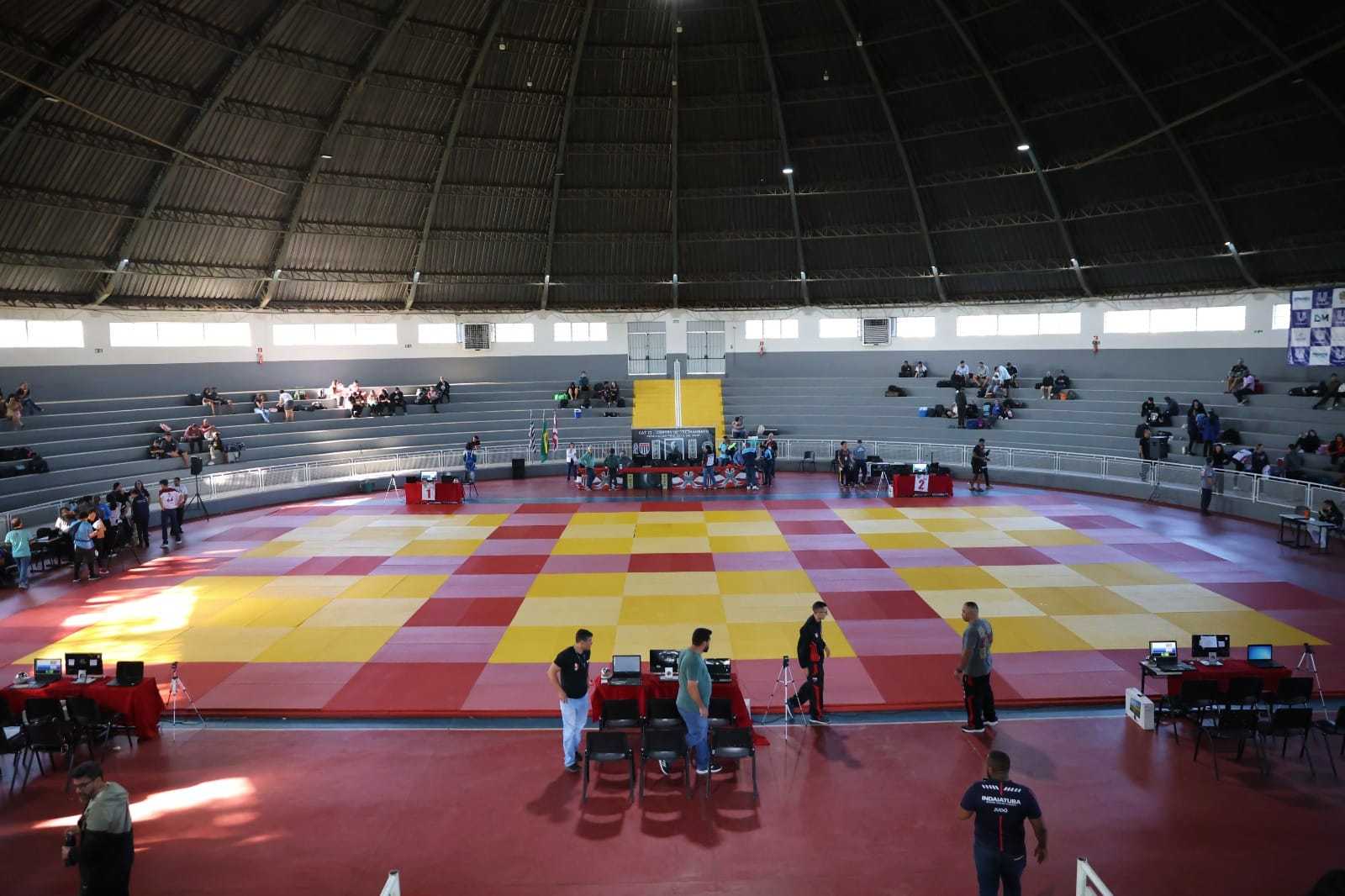 Em Aguai-SP, inter-regional da 8ª oeste, 12ª Mogiana, 15ª Campinas